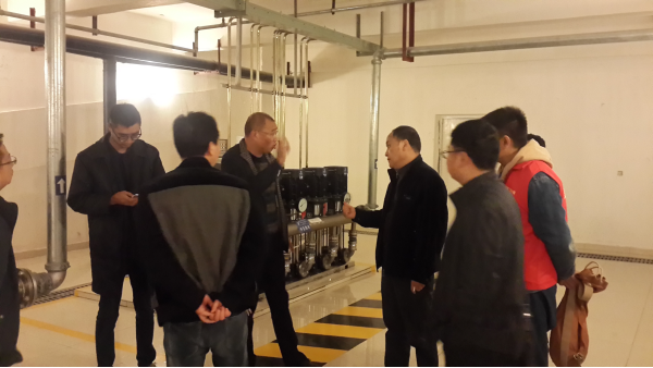 宜賓市發改委領導調研二次供水管理情況