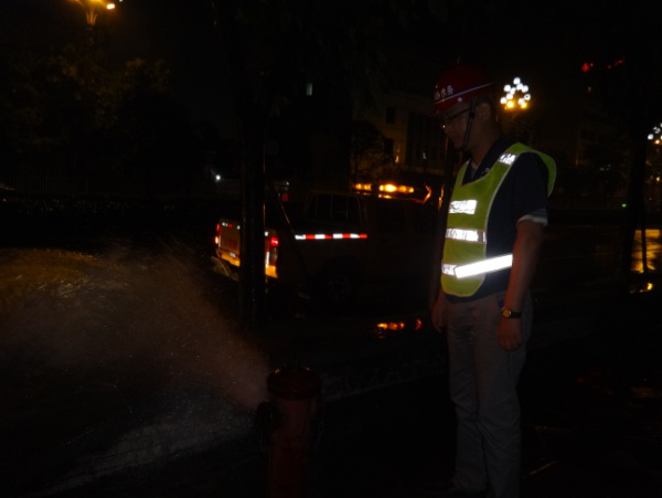 沖洗管網保水質 安全巡查責任重