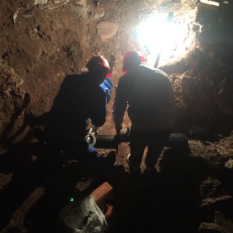 挑燈夜戰不擾民，爭分奪秒保運行