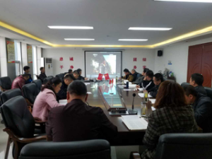 宜賓縣天泉供水公司支部學習貫徹十九大精神