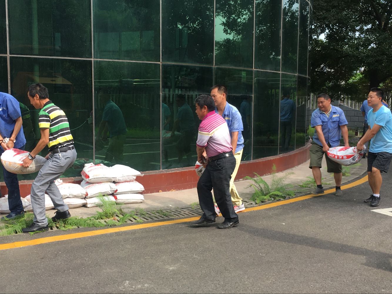 四水廠組織進行汛期防洪演練