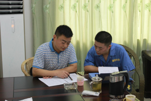 集團公司黨委書記郭彬一行到二水廠調研