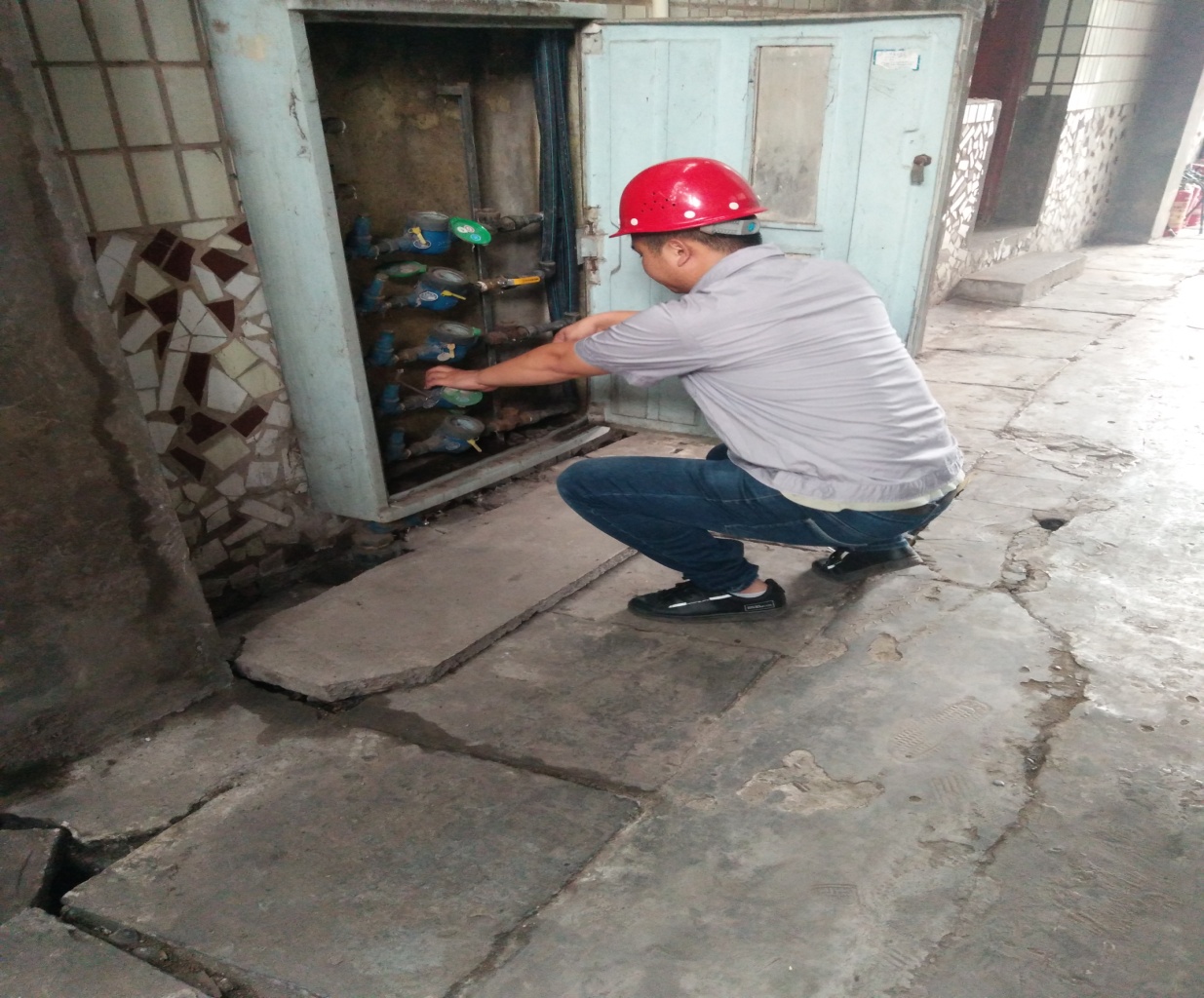 盡心服務,只為您滿意                           ----營銷部服務紀實