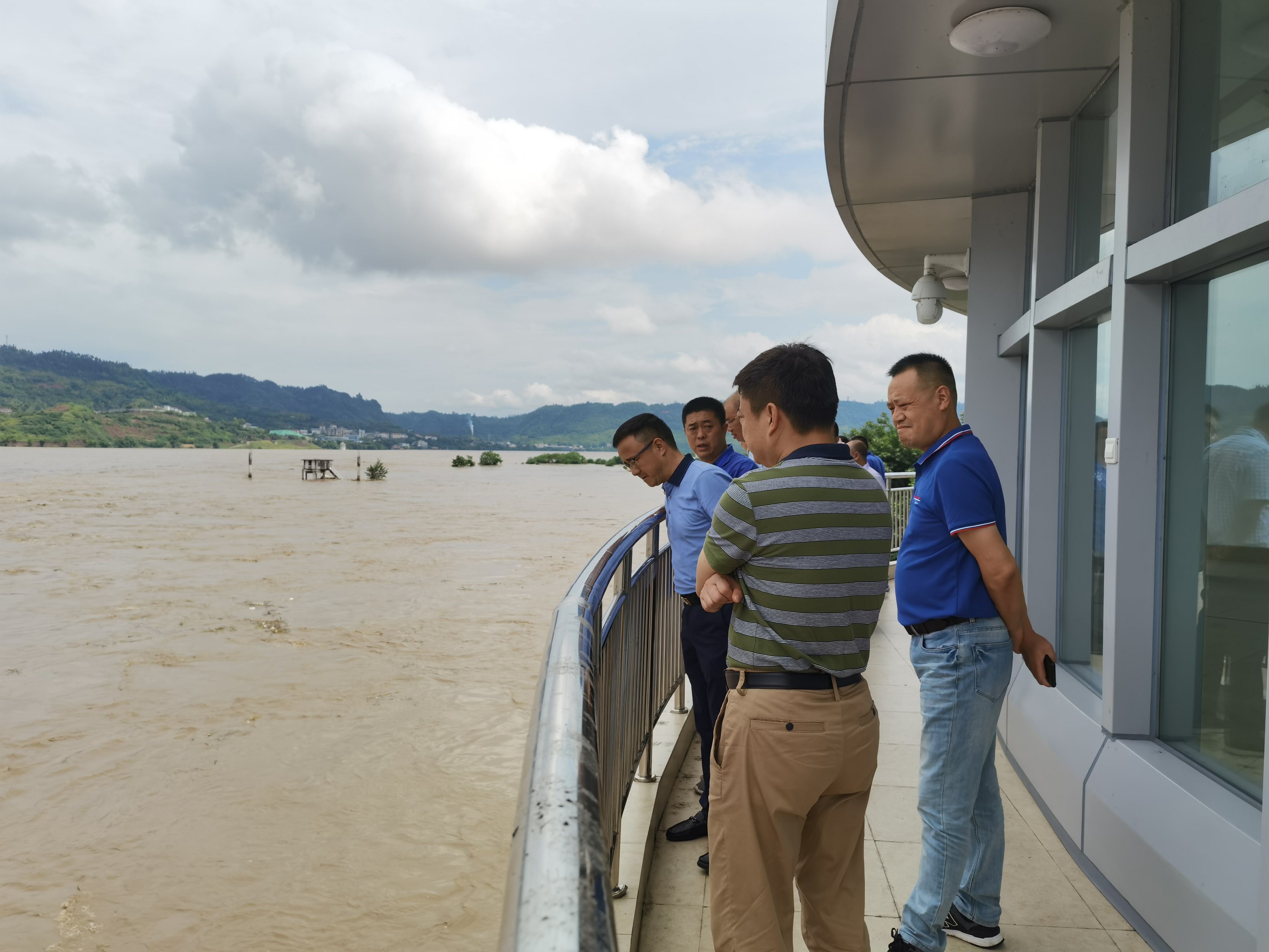 集團(tuán)公司傳達(dá)市防汛減災(zāi)防治會(huì)議精神并開展汛期督查工作