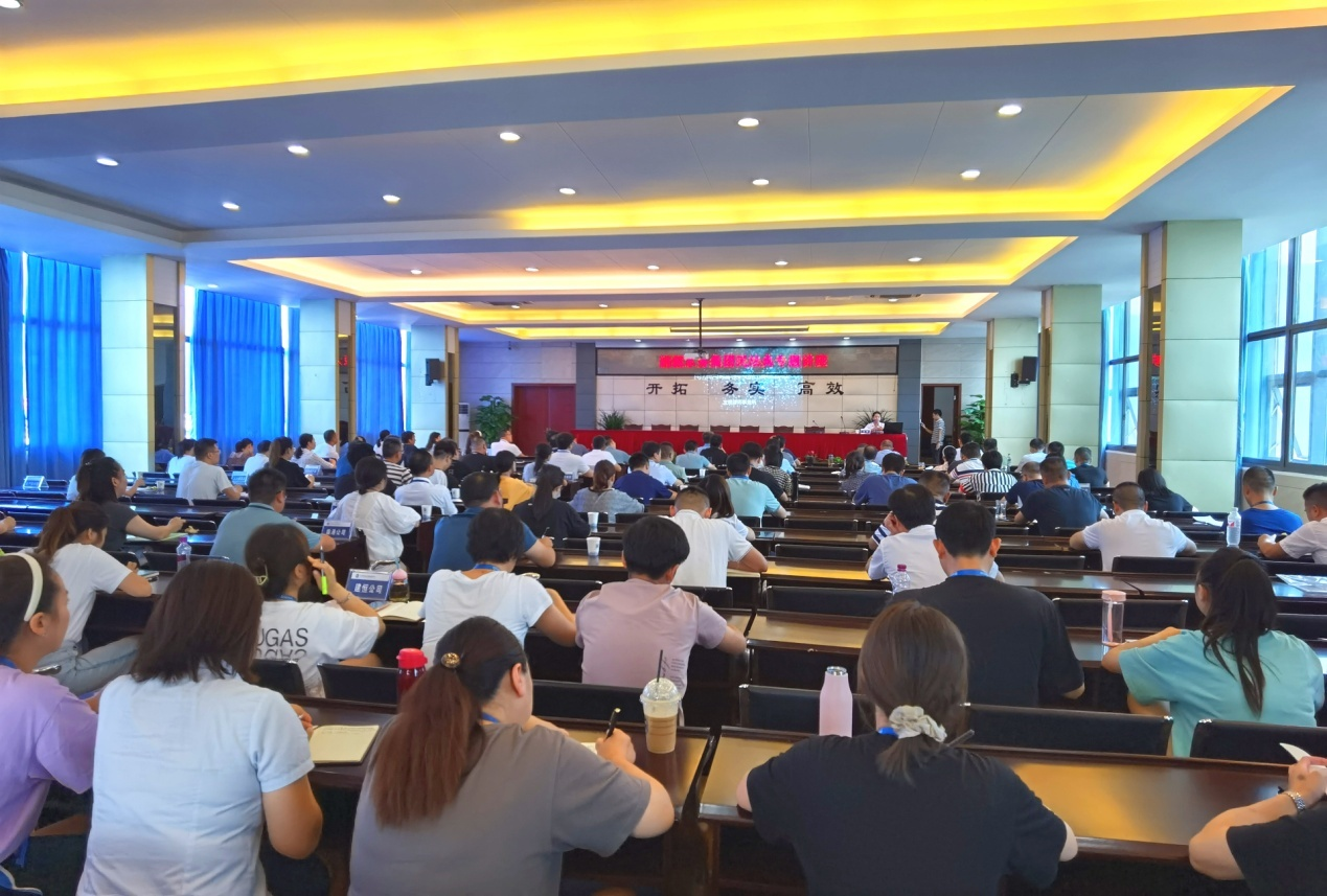 廣泛開(kāi)展普法宣傳 加強(qiáng)法治國(guó)企建設(shè)