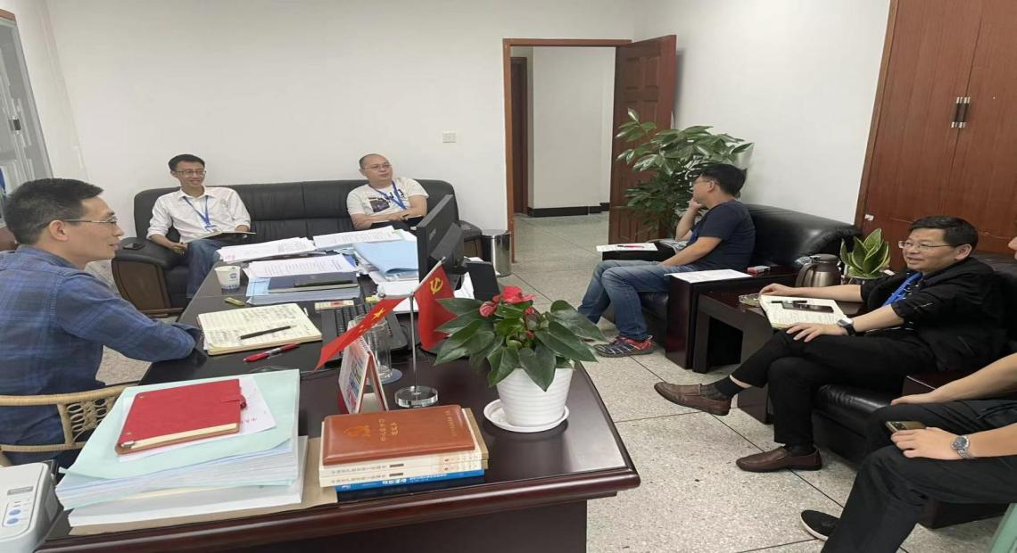 公司黨委委員、副總經理吳建剛召開項目管理談話會