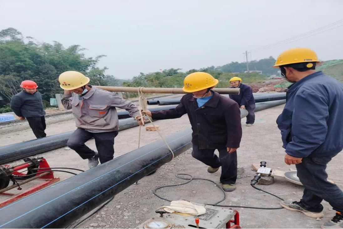 決戰(zhàn)四季度大干一百天高質高效搞建設全力以赴達目標