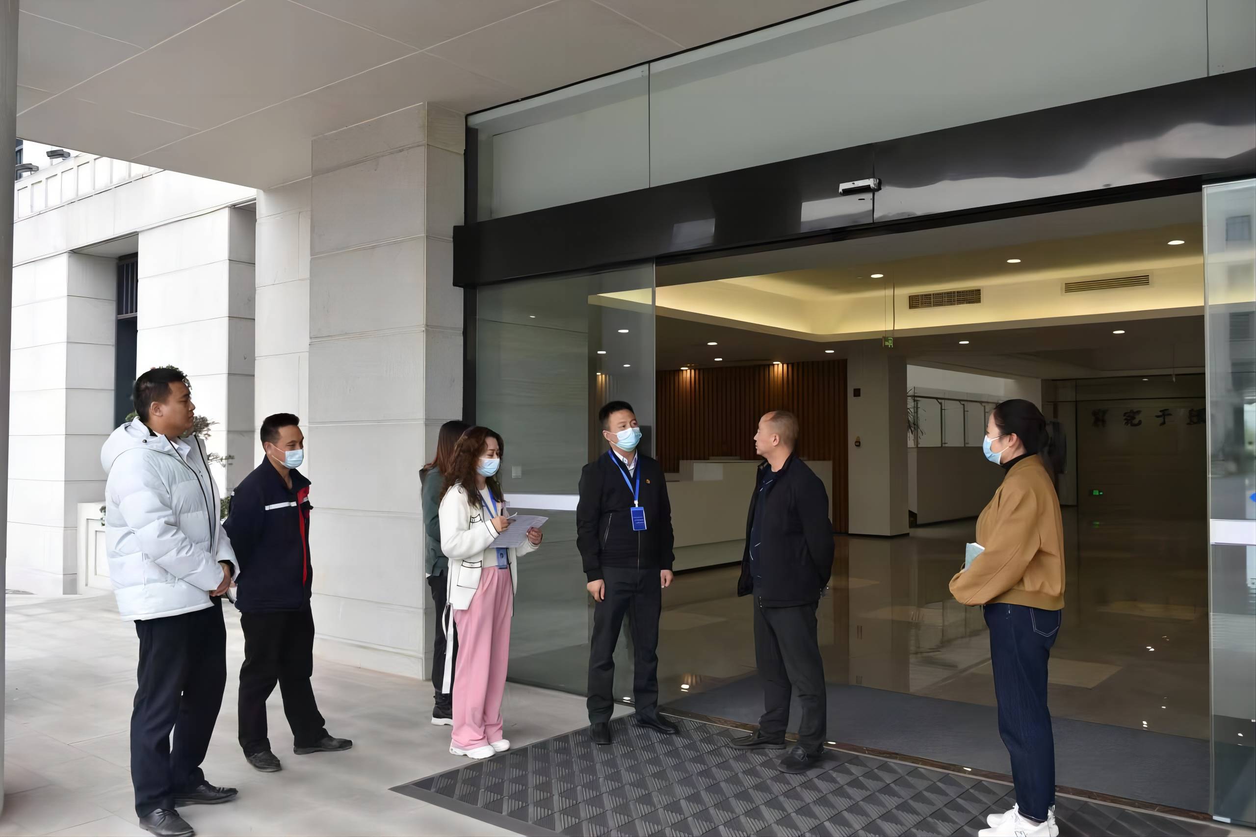 臨港公司建立校企定點聯系幫扶機制