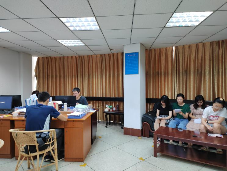 水質監測中心組織召開專題學習會議