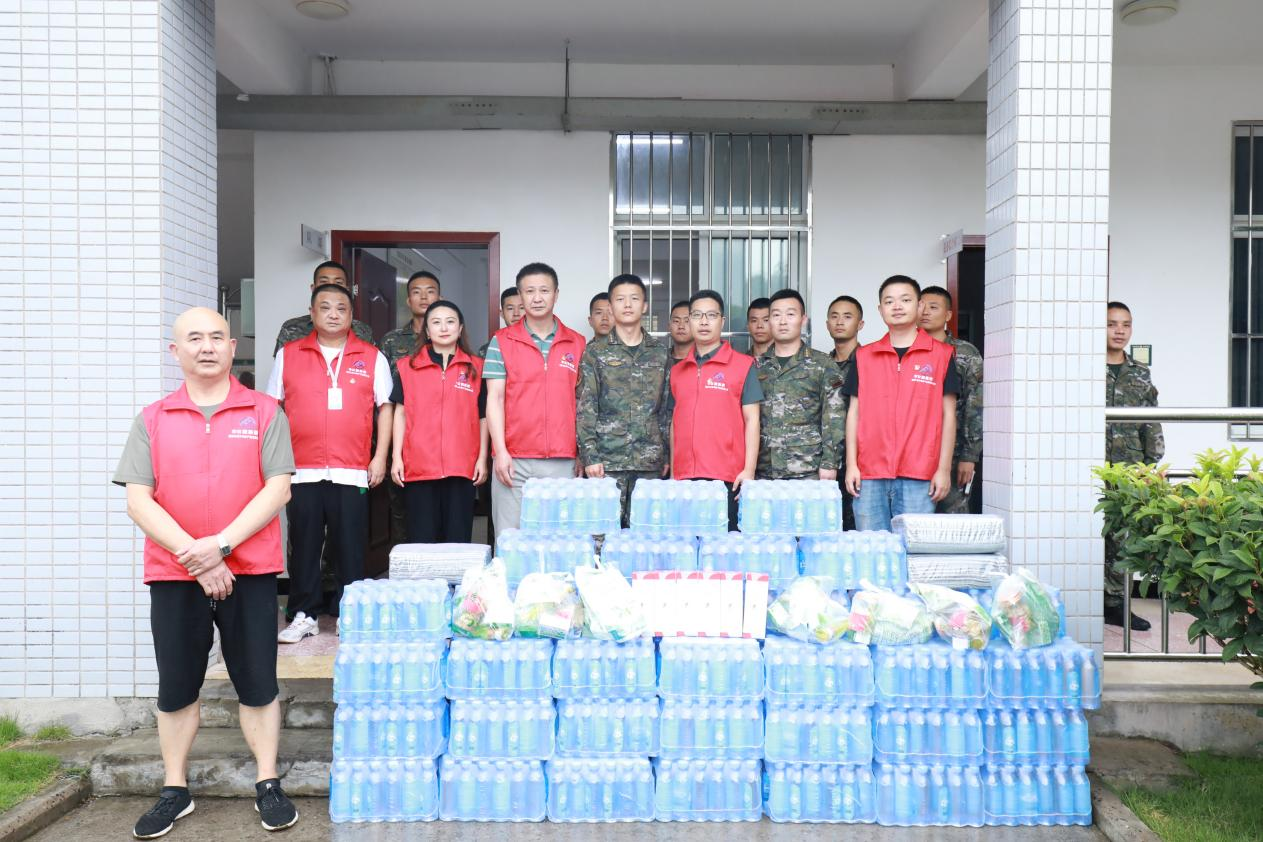 軍民共建魚水情 供水服務暖人心