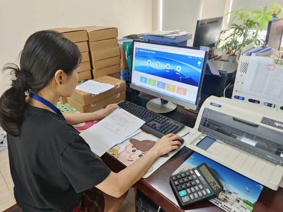 聚焦企業“需求側” 助力營商環境再升級 ——臨港公司開展水費增值稅發票全流程電子化工作