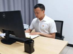 《榜樣在身邊》系列報道——陳顯洪、趙金玉：實干擔當促發展 立足崗位建新功