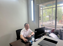 《榜樣在身邊》系列報道——高文兵、謝珊 扎根基層一線 堅持干在實處