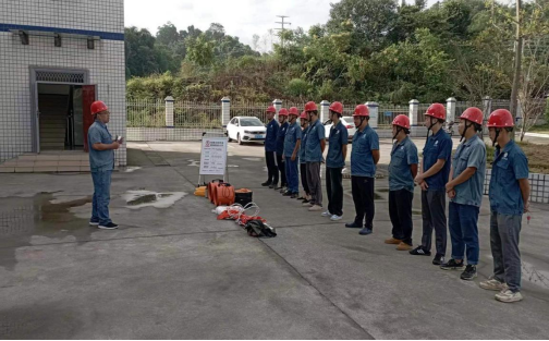 “以練促訓，以訓促安” 興文運營項目部開展有限空間作業(yè)應急演練