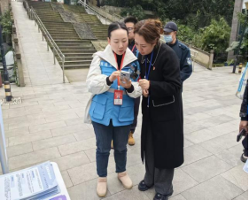 網格精準施策 賦能供水服務新活力 ——臨港自來水公司開展進太陽島小區宣傳實踐活動